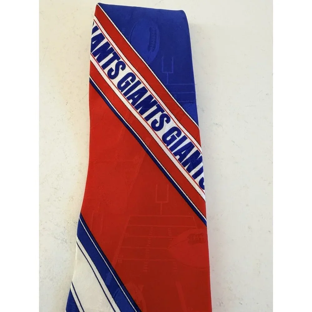New York Giants Team NFL Men's Silk Necktie Tie 1996 Football Helmet Logo 57